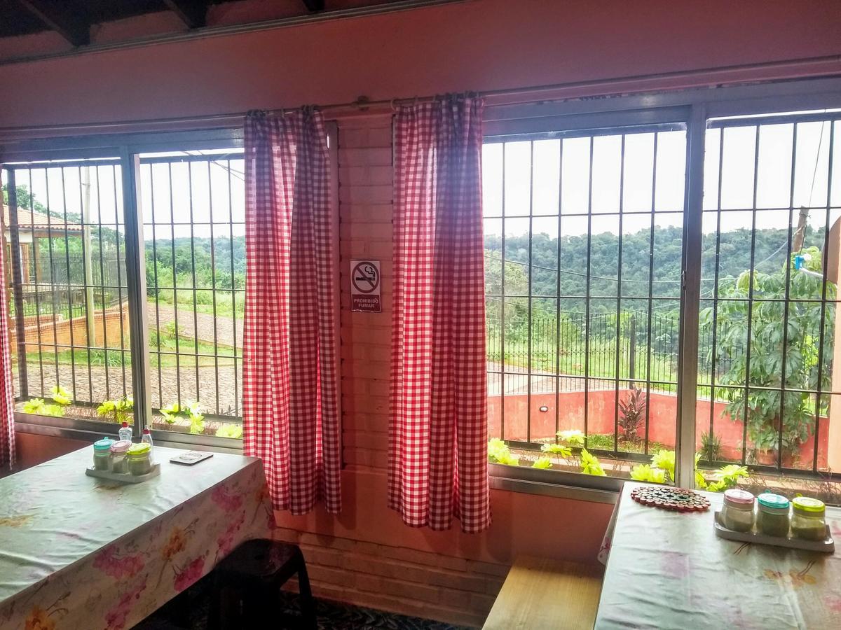 Butterfly Hostel Puerto Iguazú Esterno foto
